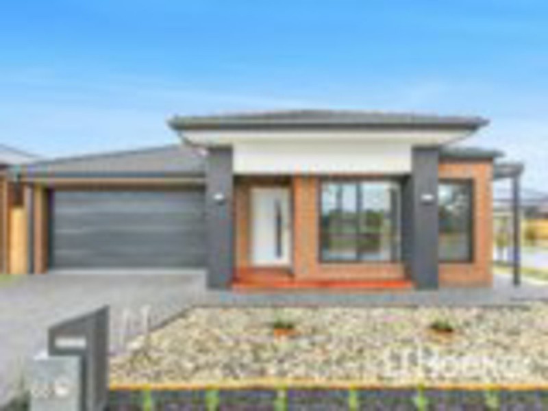 68 Charming Loop, Officer VIC 3809