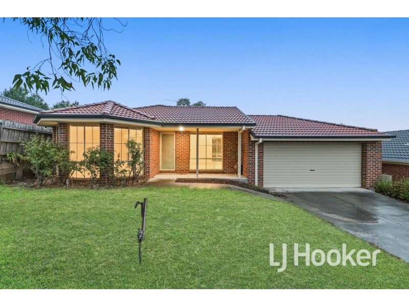 55 Manna Gum Drive, Pakenham VIC 3810