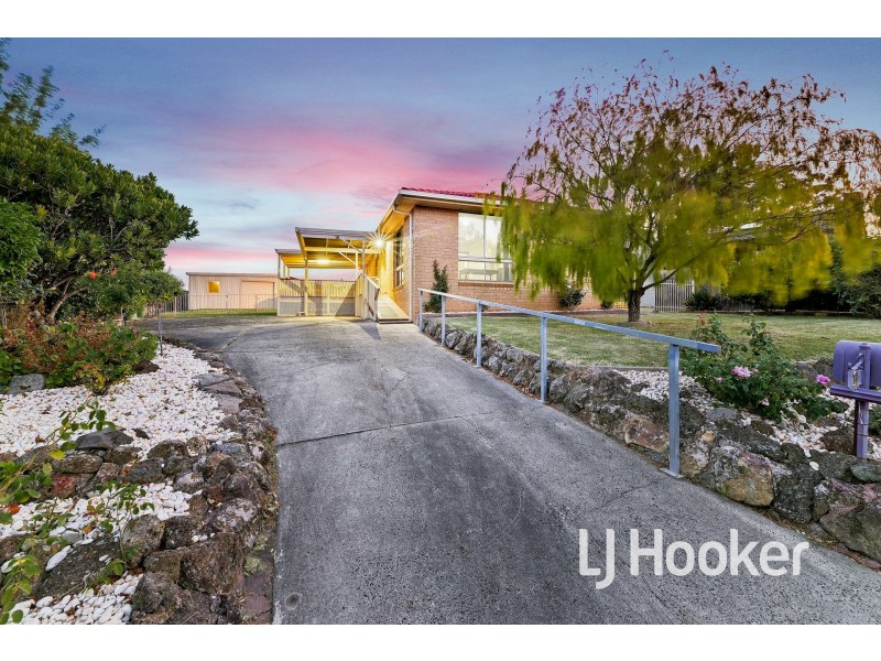 1 Robin Court, Pakenham VIC 3810