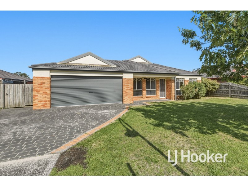32 Storey Drive, Pakenham VIC 3810