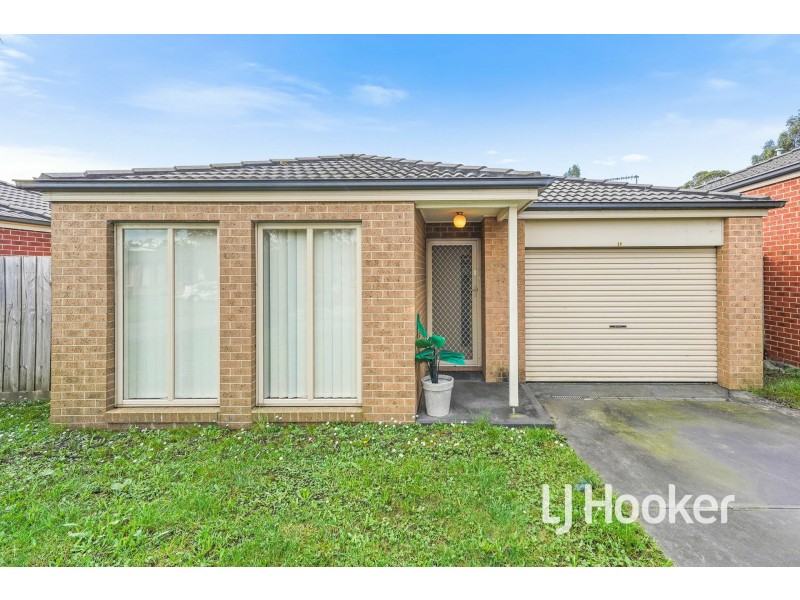 29 Shakespeare Court, Drouin VIC 3818