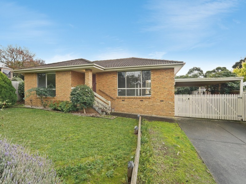 5 Owen Court, Pakenham VIC 3810