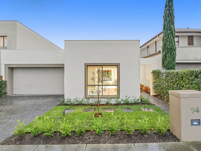 94 Meridian Circuit, Berwick VIC 3806