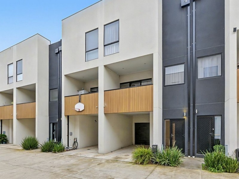 29 Luella Lane, Pakenham VIC 3810