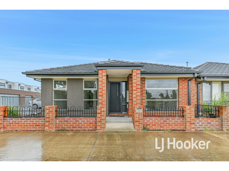 24 Titan Lodge Walk, Pakenham VIC 3810