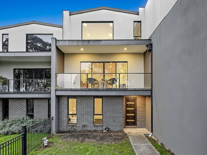 3 Arbour Rise, Pakenham VIC 3810