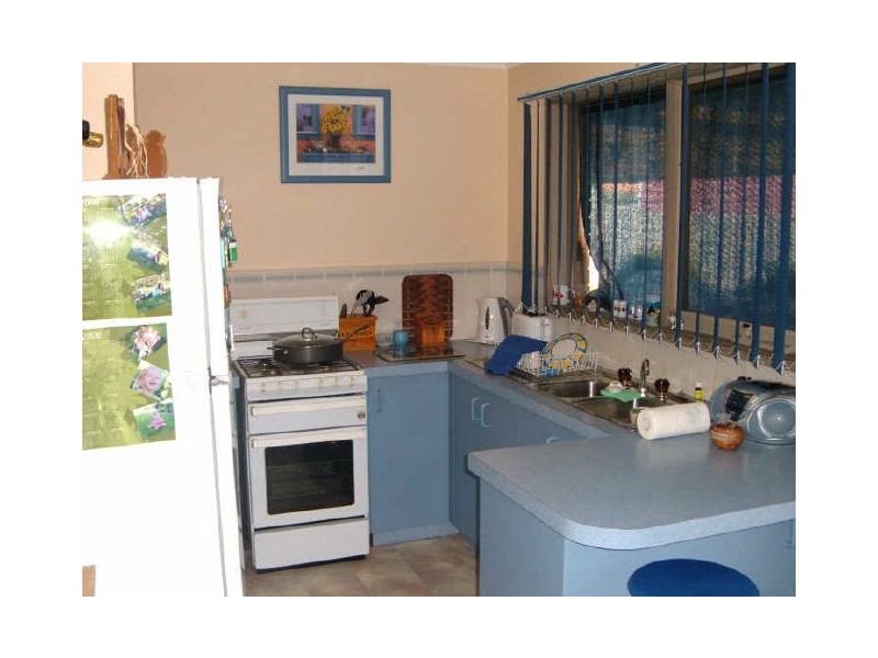 52 Meeking Drive, Pakenham VIC 3810