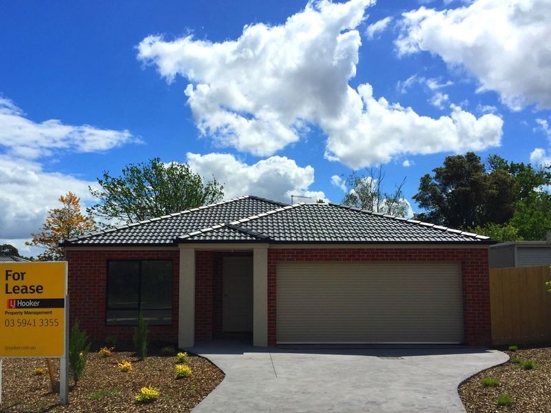 1/1-3 James Street, Pakenham VIC 3810