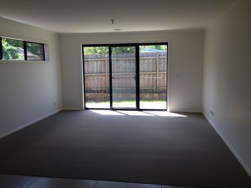 1/1-3 James Street, Pakenham VIC 3810