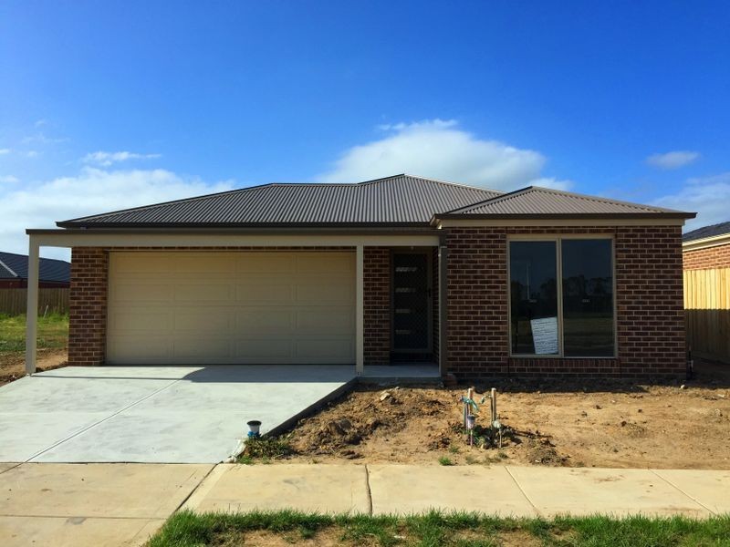6 Bronzewing Street, Pakenham VIC 3810