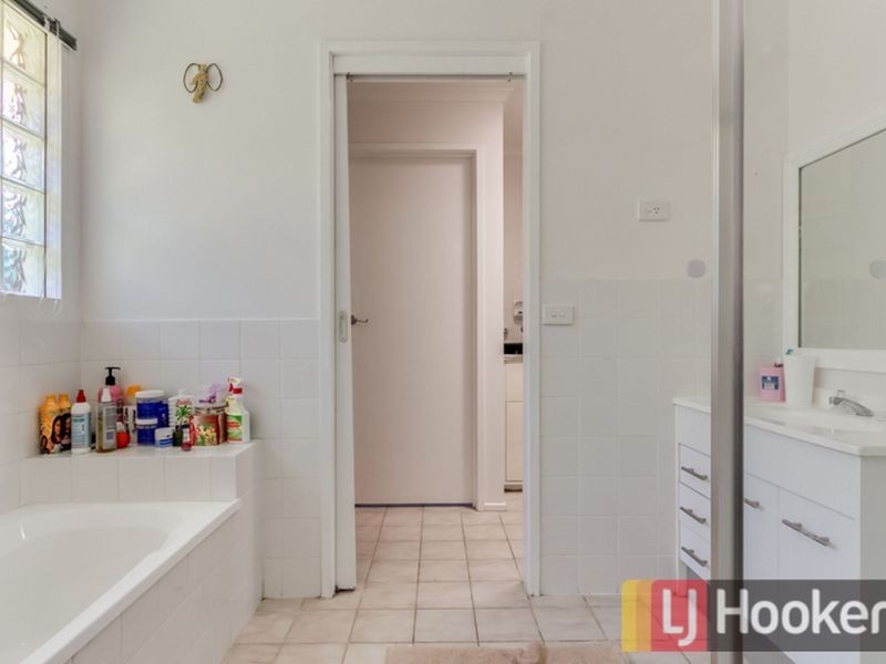 5 Mcmaster Court, Pakenham VIC 3810