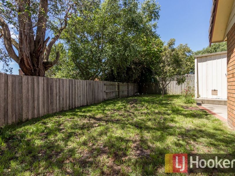 5 Mcmaster Court, Pakenham VIC 3810