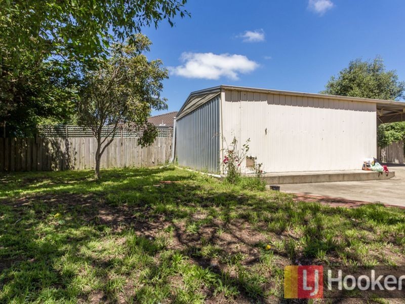 5 Mcmaster Court, Pakenham VIC 3810