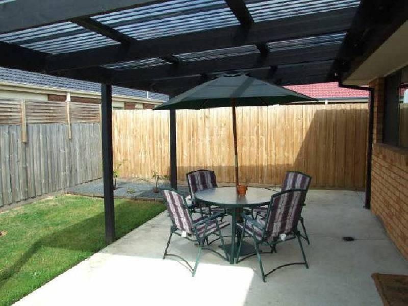 24 Freeman Drive, Pakenham VIC 3810