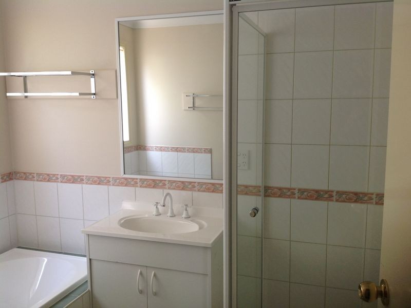 156 Racecourse Road North, Pakenham VIC 3810