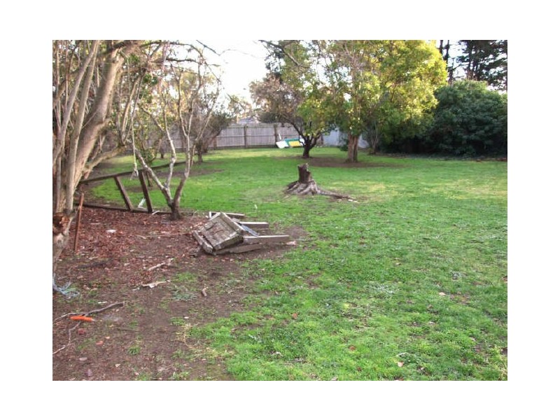 37 Rogers Street, Pakenham VIC 3810