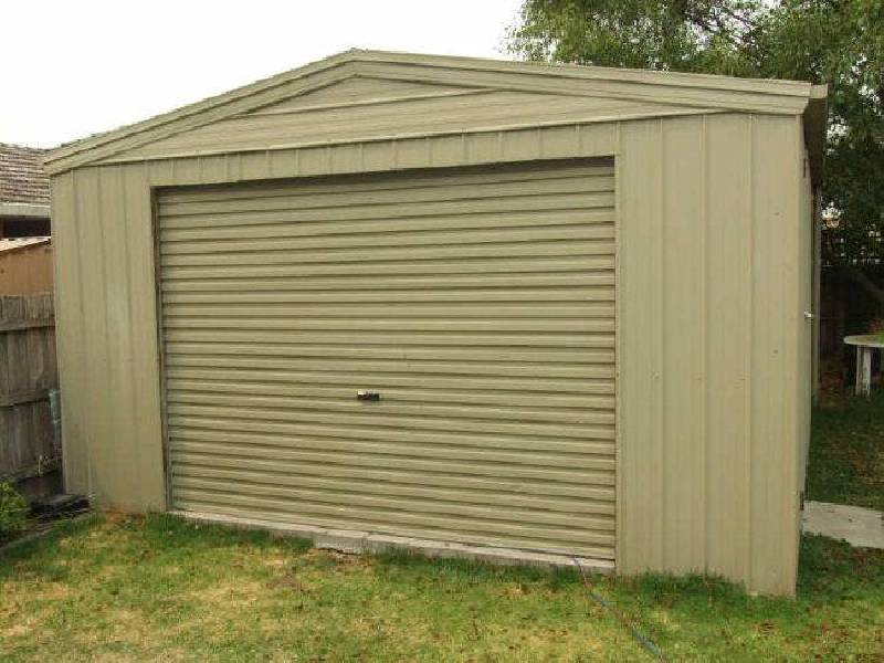 13 Osborn Grove, Pakenham VIC 3810