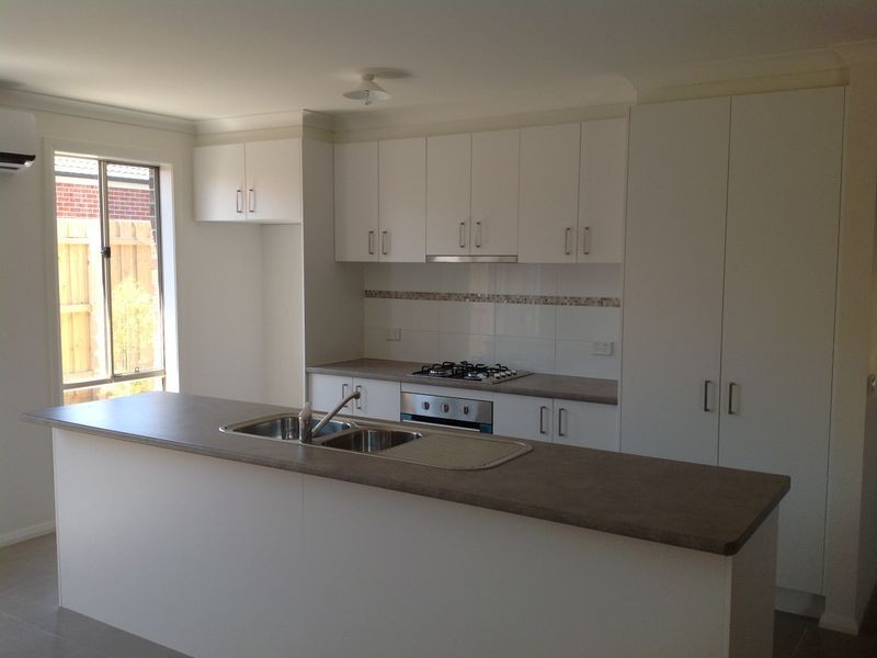 5/1-3 James Street, Pakenham VIC 3810