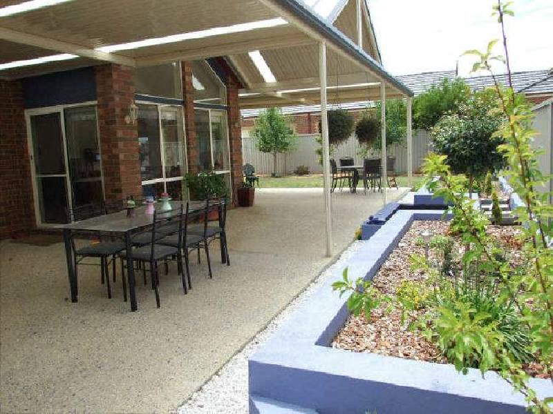 50 Flinders Chase, Pakenham VIC 3810