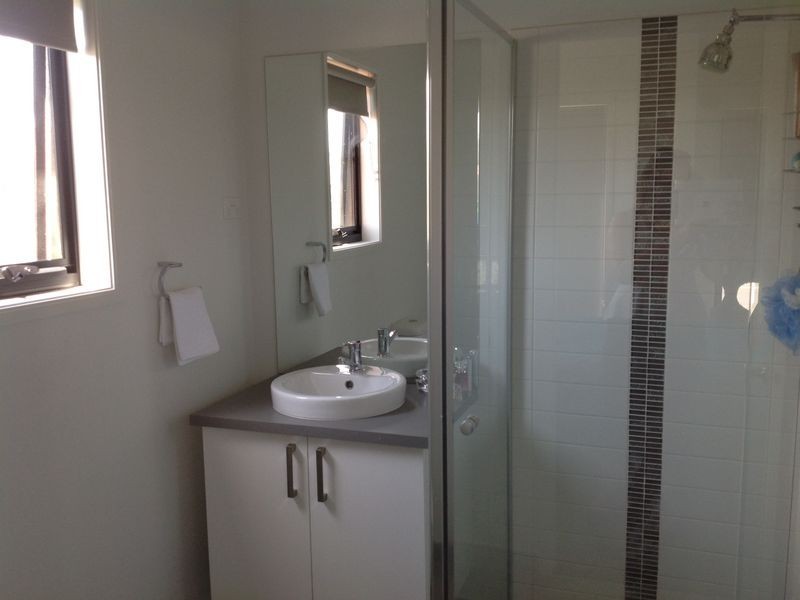 1 Sun Orchard Drive, Pakenham VIC 3810