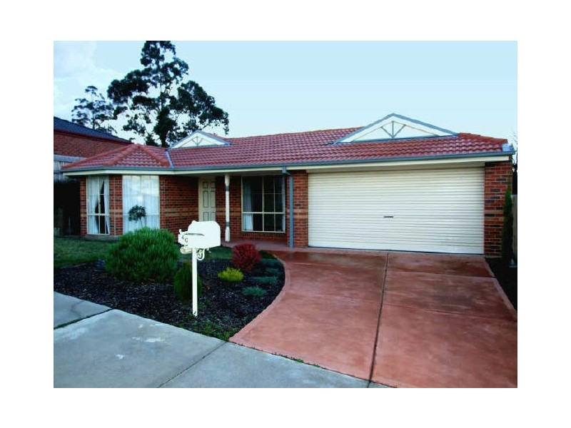 40 Ben Drive, Pakenham VIC 3810