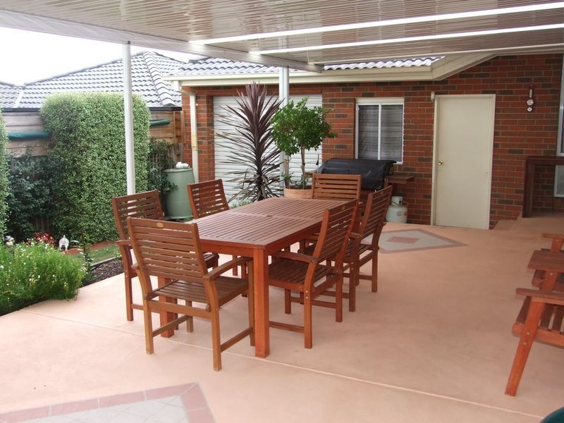 14 Meaby Drive, Pakenham VIC 3810