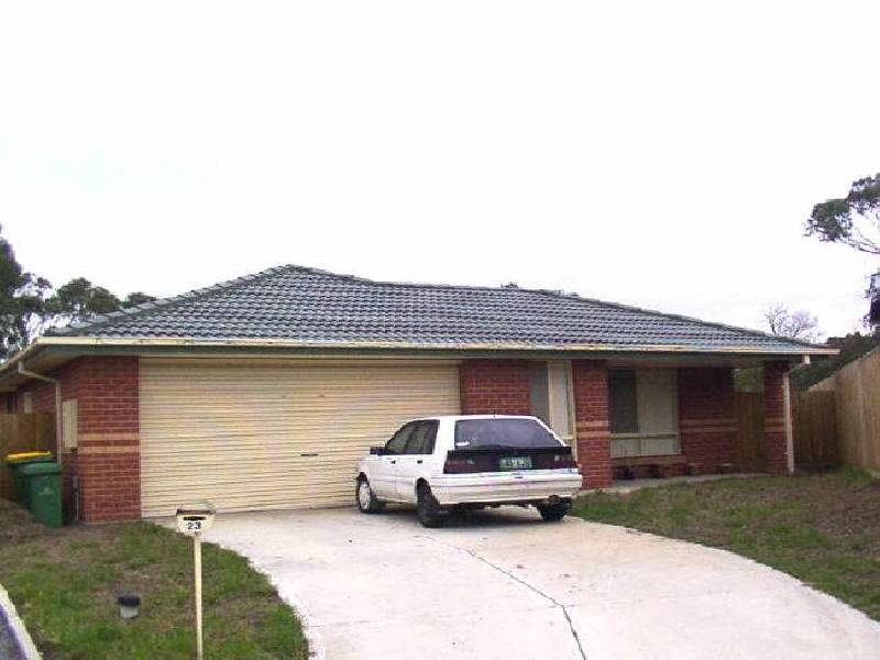 23 Osborn Grove, Pakenham VIC 3810