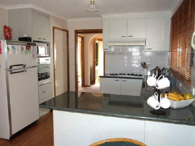 18 McMaster Court, Pakenham VIC 3810