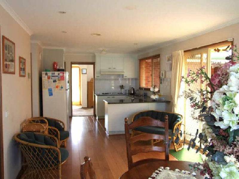 18 McMaster Court, Pakenham VIC 3810