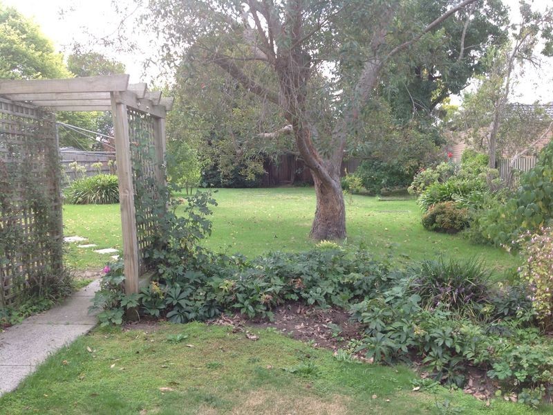 2 Anderson Street, Pakenham VIC 3810