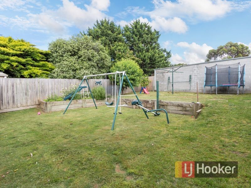 6 Broadhurst Road, Pakenham VIC 3810