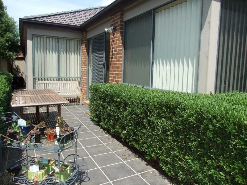 9 Flinders Chase, Pakenham VIC 3810