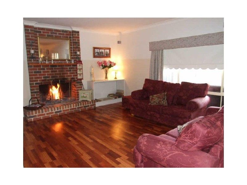 11 Tambo Court, Pakenham VIC 3810