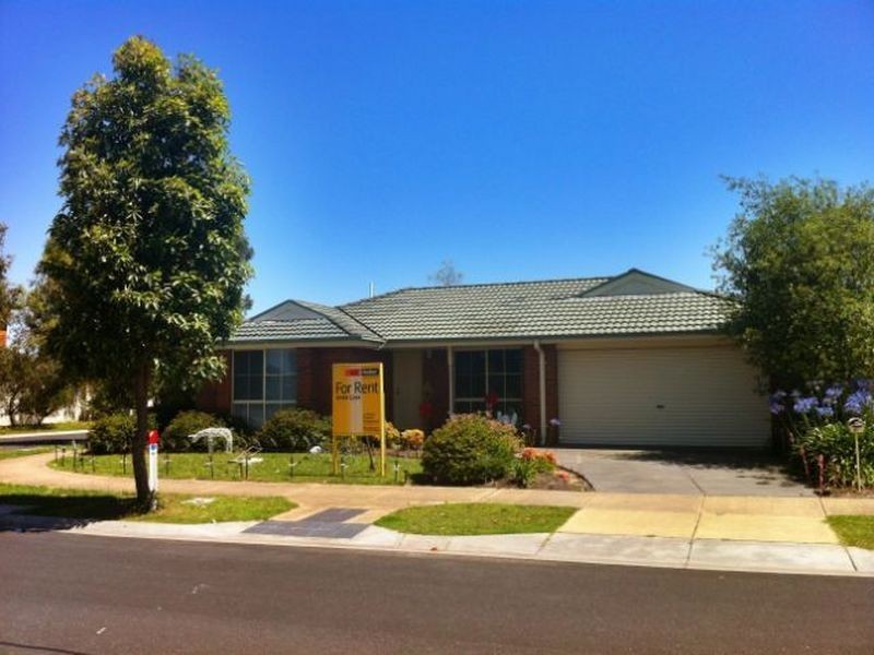 21 Buchan Green, Pakenham VIC 3810