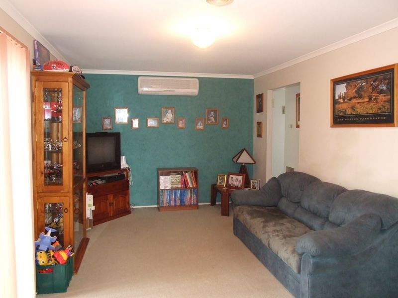 85 Ebony Drive, Pakenham VIC 3810