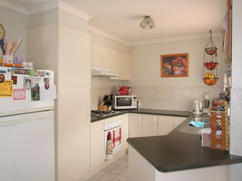 85 Ebony Drive, Pakenham VIC 3810