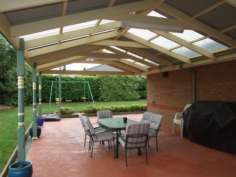 85 Ebony Drive, Pakenham VIC 3810