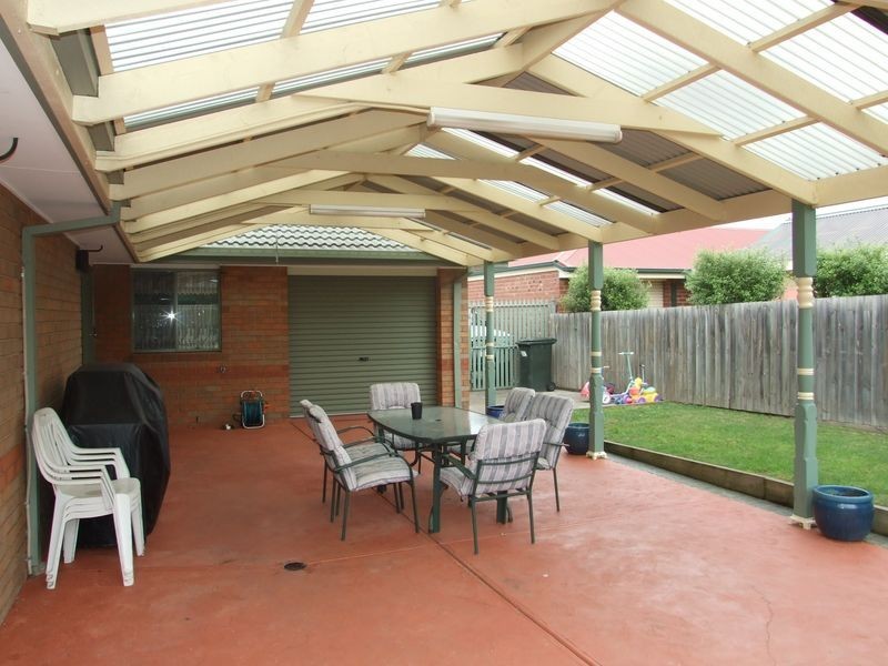 85 Ebony Drive, Pakenham VIC 3810