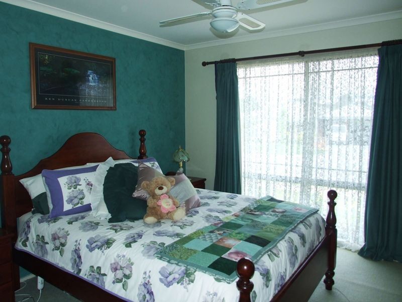 85 Ebony Drive, Pakenham VIC 3810