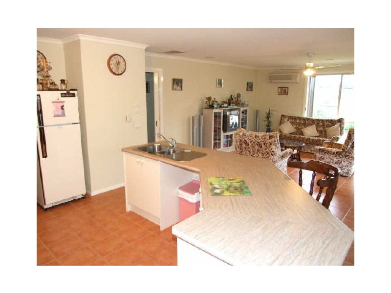 53 Balmoral Way, Pakenham VIC 3810
