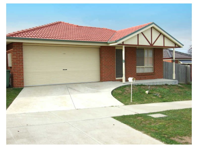 40 Ebony Drive, Pakenham VIC 3810