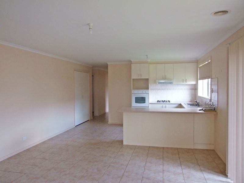 40 Ebony Drive, Pakenham VIC 3810