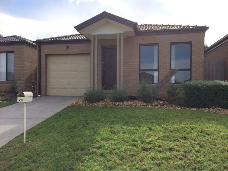 20/103 Army Road, Pakenham VIC 3810