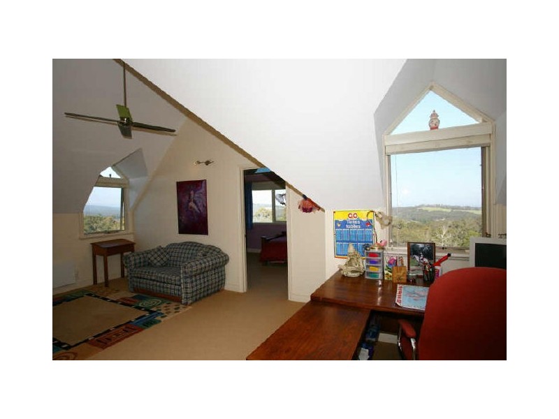 120 Huxtable Road, Pakenham Upper VIC 3810