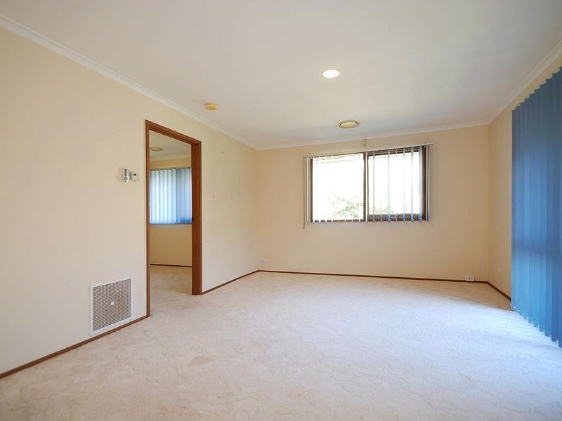 6 Anita Place, Pakenham VIC 3810