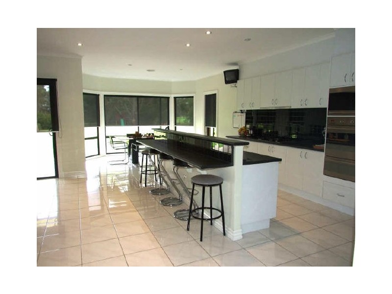 17A Meeking Drive, Pakenham VIC 3810