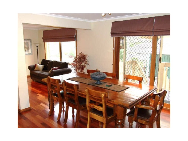 4 Nathan Court, Pakenham VIC 3810