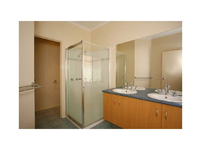 41 The Circuit, Pakenham VIC 3810