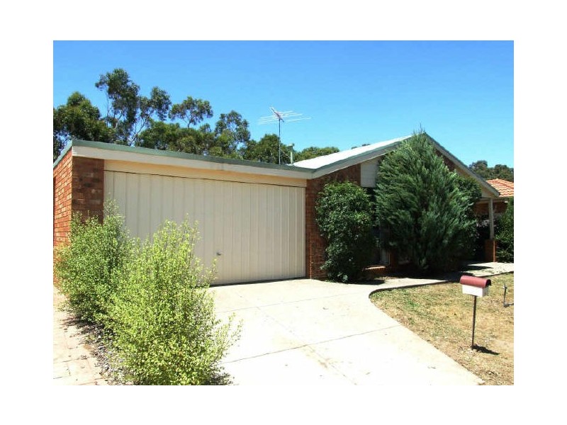 28 Pommel Street, Pakenham VIC 3810