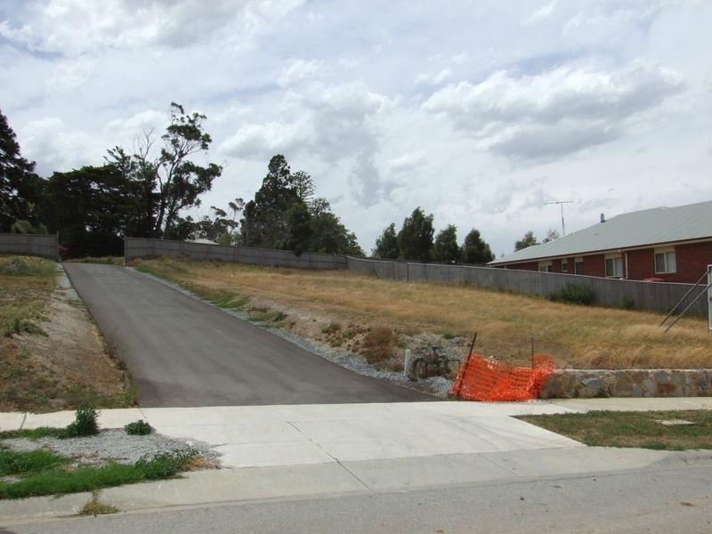 22 Overland Rise, Pakenham VIC 3810